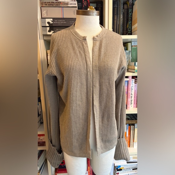 TOVE Charlotte Knitted Cardigan Barley - Picture 5 of 10
